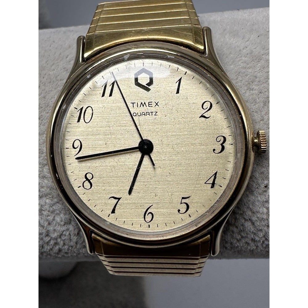 Timex Mens 1985 Q Watch New Battery 34MM 6.5" Stretch Band Gold Tone Vintage P90